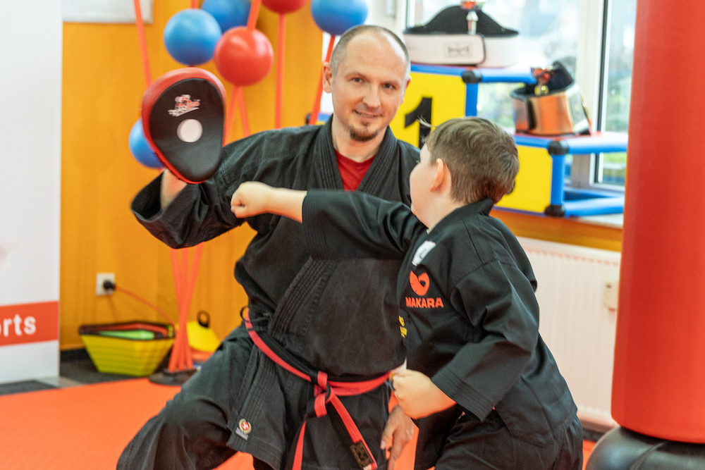 Kick-Point_MAKARA Sports_Selbsschutz fuer Kinder